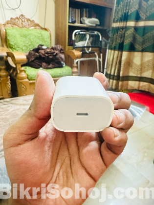 Apple Genuine Adapter